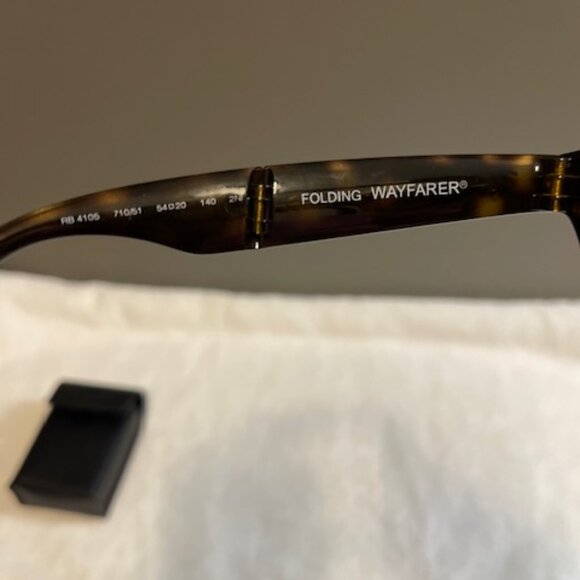 Ray-Ban Foldable Tortoise Shell Sunglasses - Picture 10 of 16